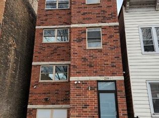 218 W 24th St #B, Chicago, IL 60616
