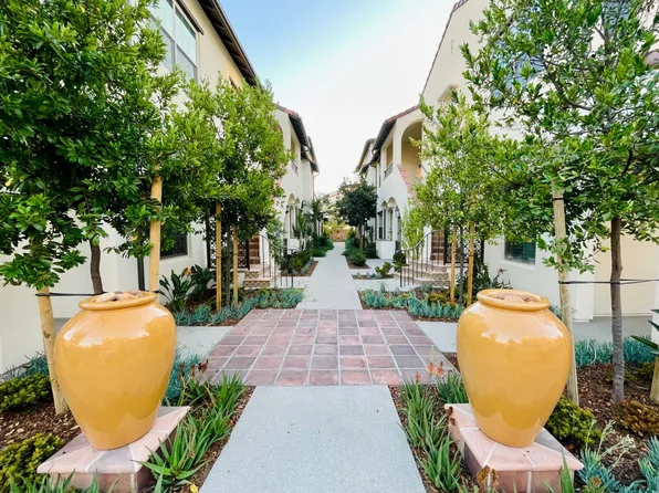 735 Spring Gdn, Irvine, CA 92618