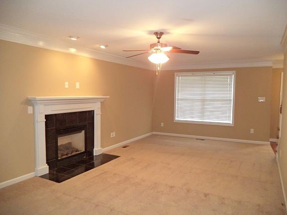 4th image of 4856 Creekrock Ln