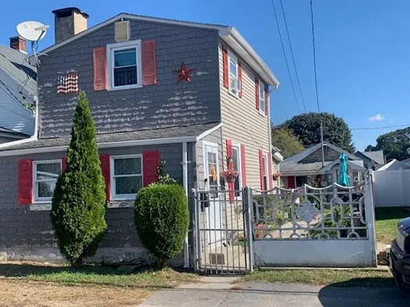 368 Ocean Grove Ave, Swansea, MA 02777