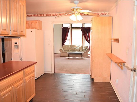 5th image of 1066 Mystic Ln S