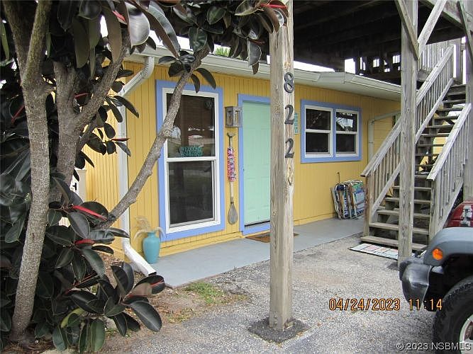 1st image of 822 E 25th Ave