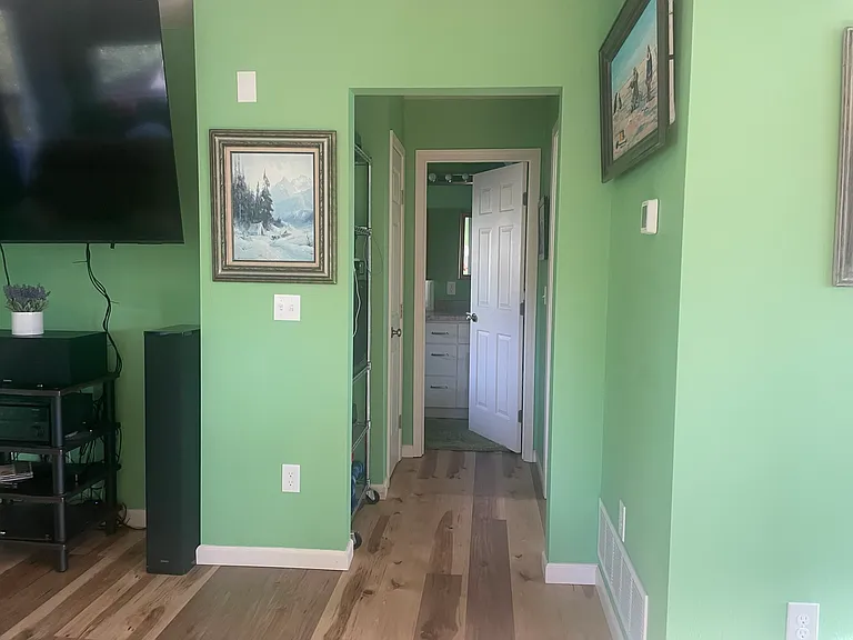 1036 G St — Photo 3