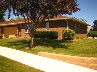 2568 17th Ave, Monroe, WI 53566