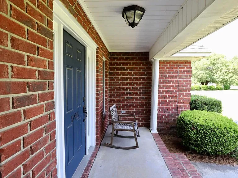 595 Saint Augustine Dr — Photo 10