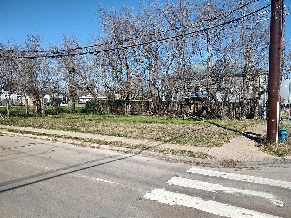 2nd image of 3524 Sampson St