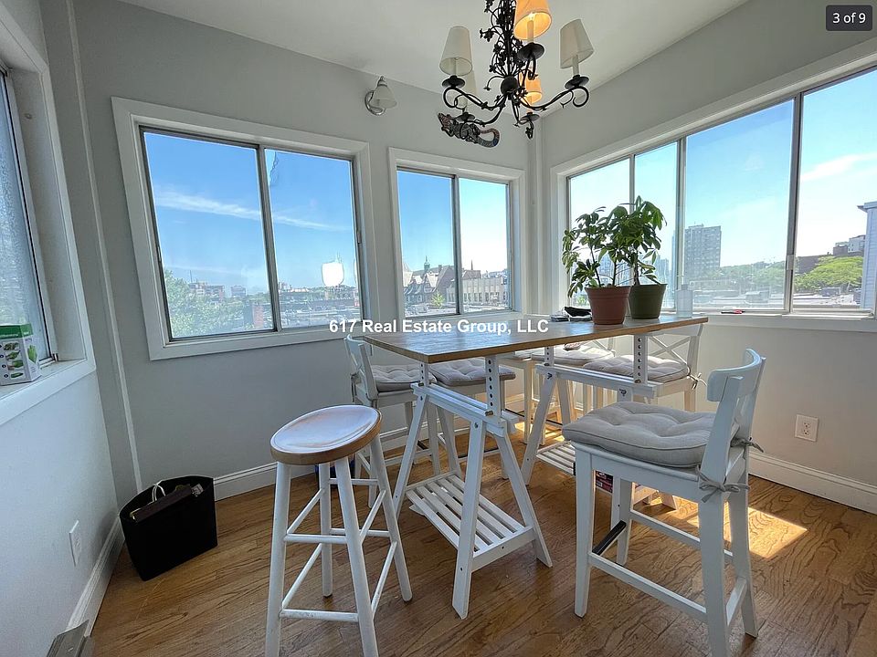1st image of 9 Babcock St #9