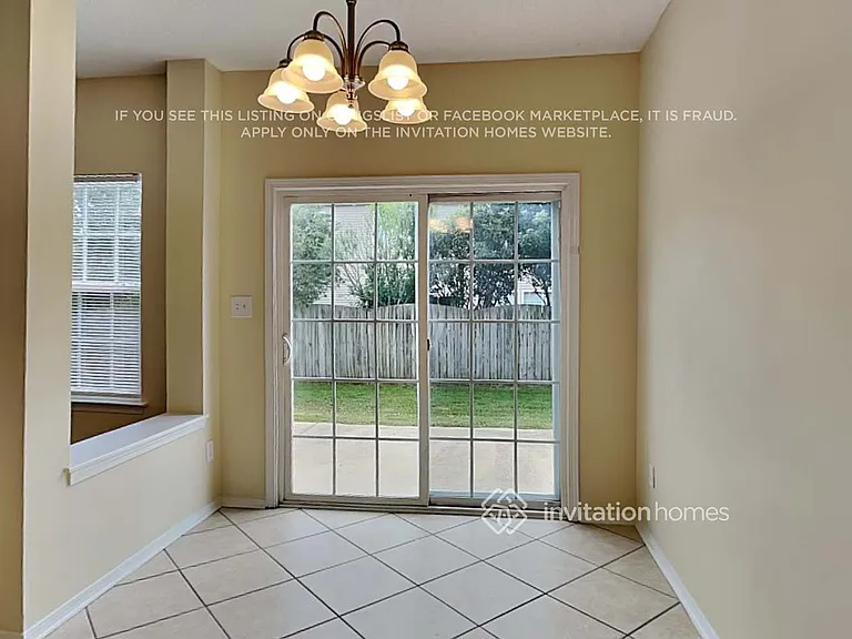 5720 Enoree Ln — Photo 8