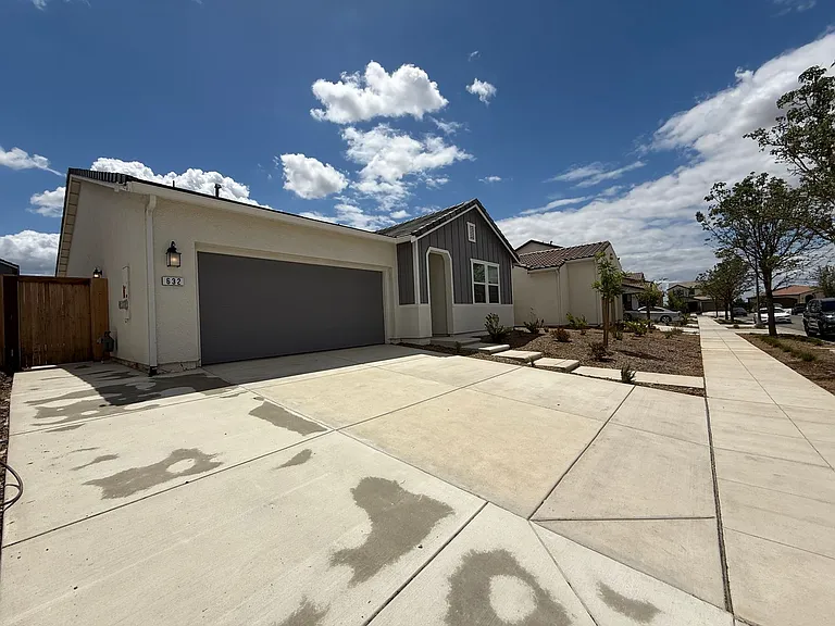 632 Rock Crest Ave — Photo 4