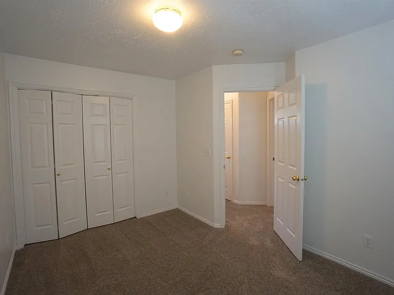 1580 W 1170 N — Photo 6
