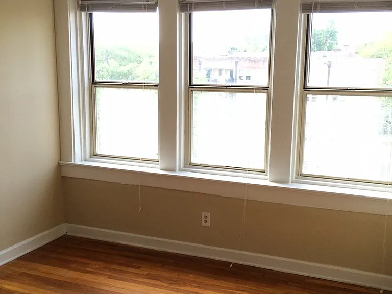 705 Piedmont Ave NE — Photo 3