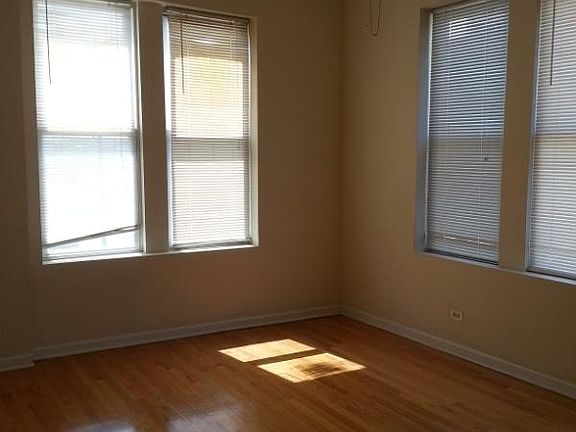 4th image of 601 N Western Ave #2
