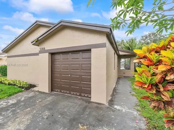 5308 NW 92nd Ave, Sunrise, FL 33351