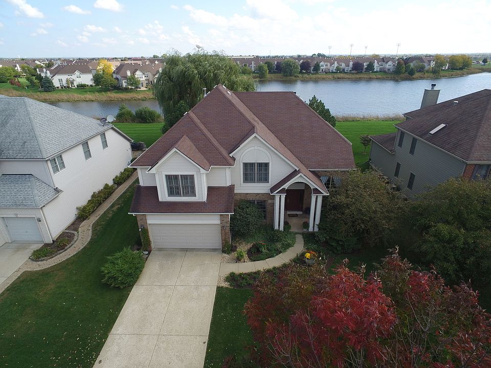 1st image of 12027 S Winterberry Ln