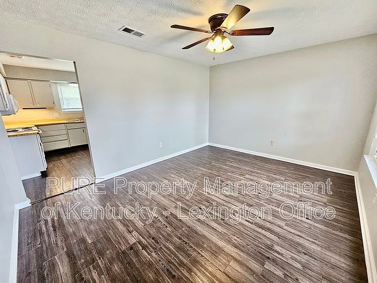 114 Birch Dr — Photo 5