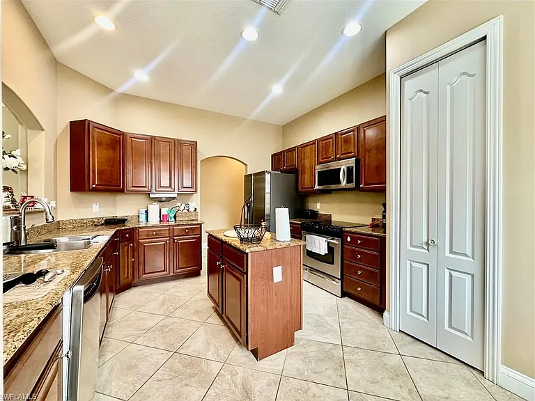 1338 Corso Palermo Ct #2403 — Photo 22