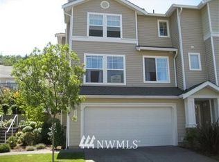 22715 43rd Ave S, Kent, WA 98032