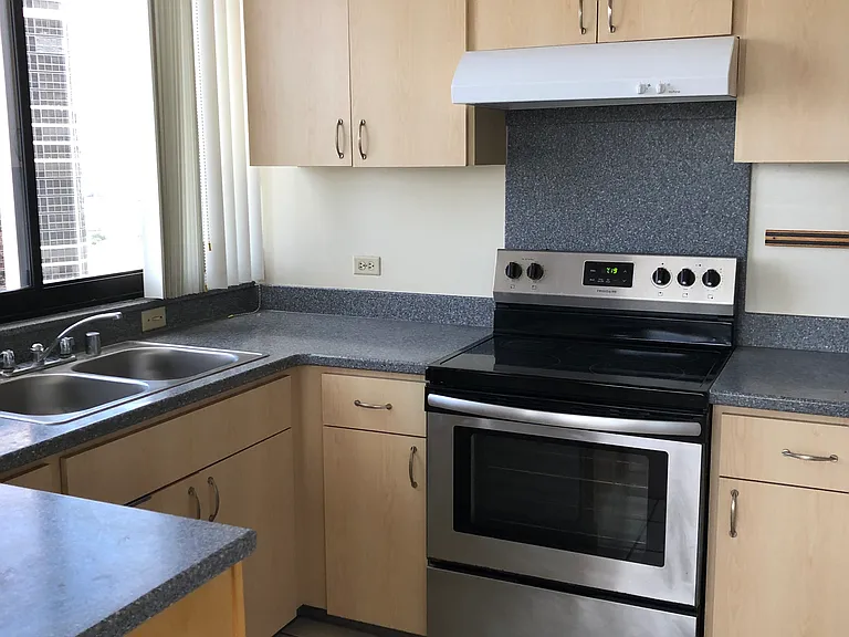 876 Curtis St #2904 — Photo 3