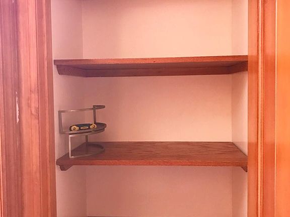 4th image of 18706 Hillside Ave #2F