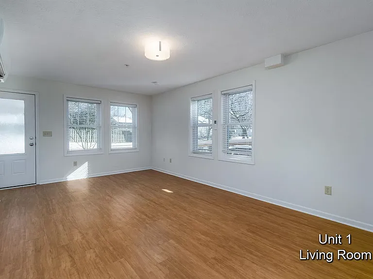 406 E Hillside Dr #3 — Photo 7