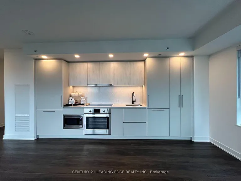609 Sherbourne St #3204 — Photo 5