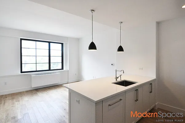 Rented by Modern Spaces | media 10