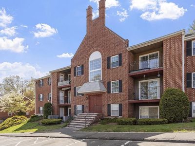7 Louisburg Square #5, Nashua, NH, 03060