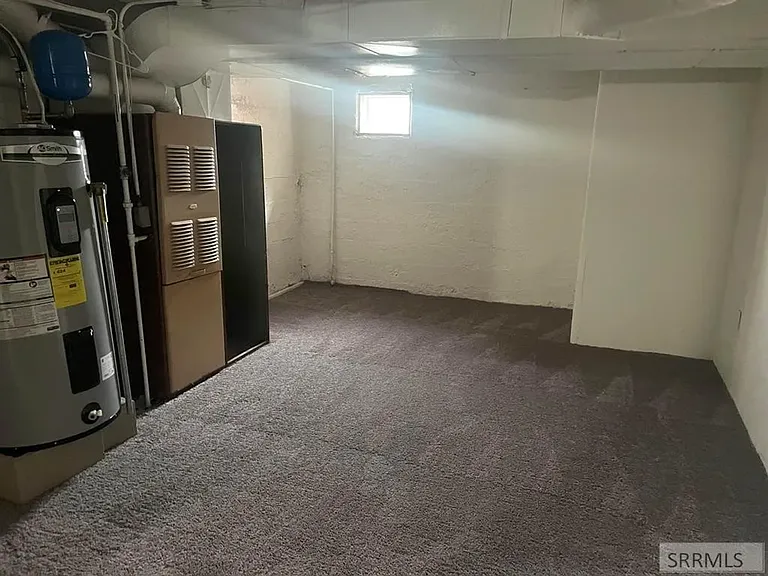 720-730 W Benton St — Photo 11