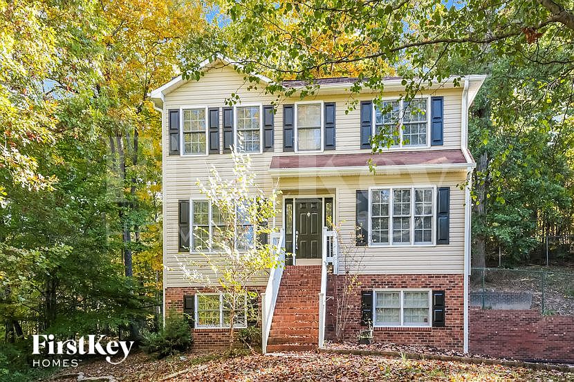 1st image of 163 Twin Valley Ct
