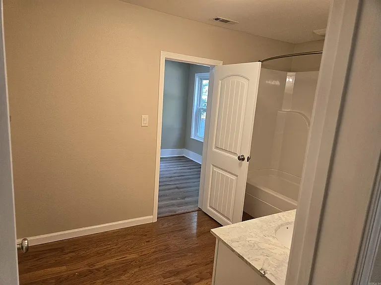 1012 Blaylock St — Photo 14