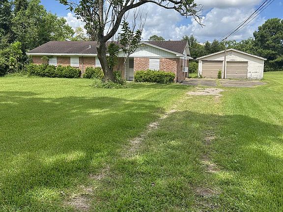 4th image of 5107 Avenue R