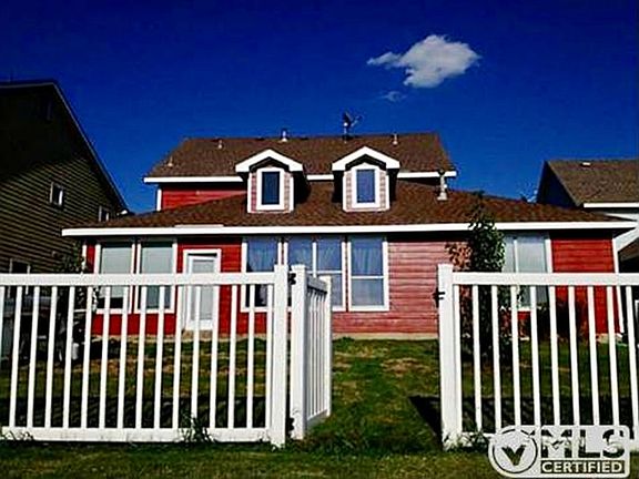 3rd image of 1109 Wisteria Ln