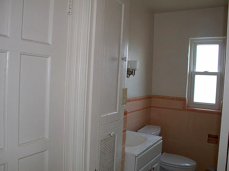 1706 W Grand Ave #1 — Photo 8
