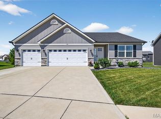 532 Summerbrook Estates Ct, Wentzville, MO 63385