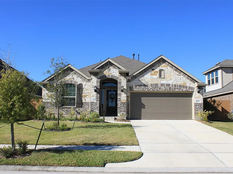 4408 Mimic Dr — Photo 1