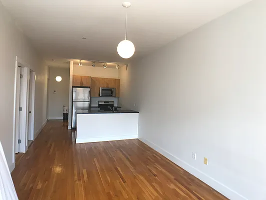 Rented by City Vista Inc | media 61