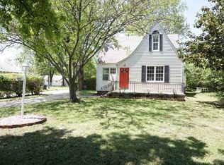 615 N 11th St, Perry, OK 73077