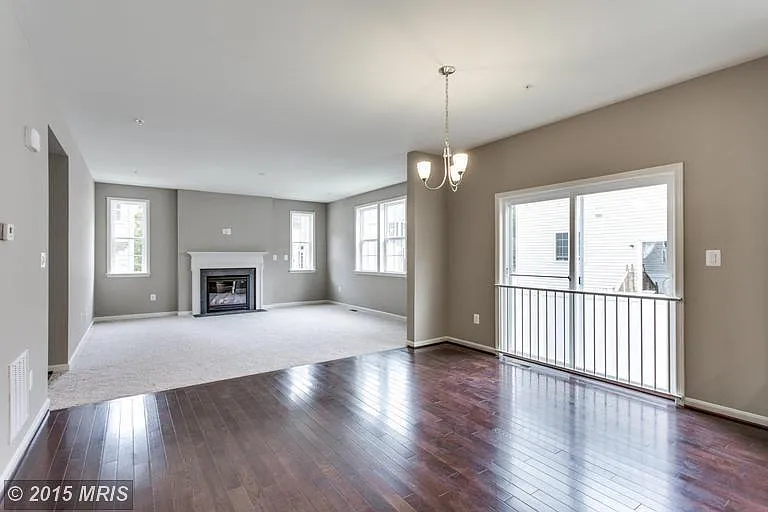 408 Saint Martins Ln — Photo 17