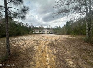 27 Blundell Rd, Perkinston, MS 39573