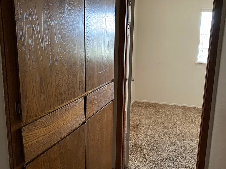 6448 W Hefner Rd — Photo 15