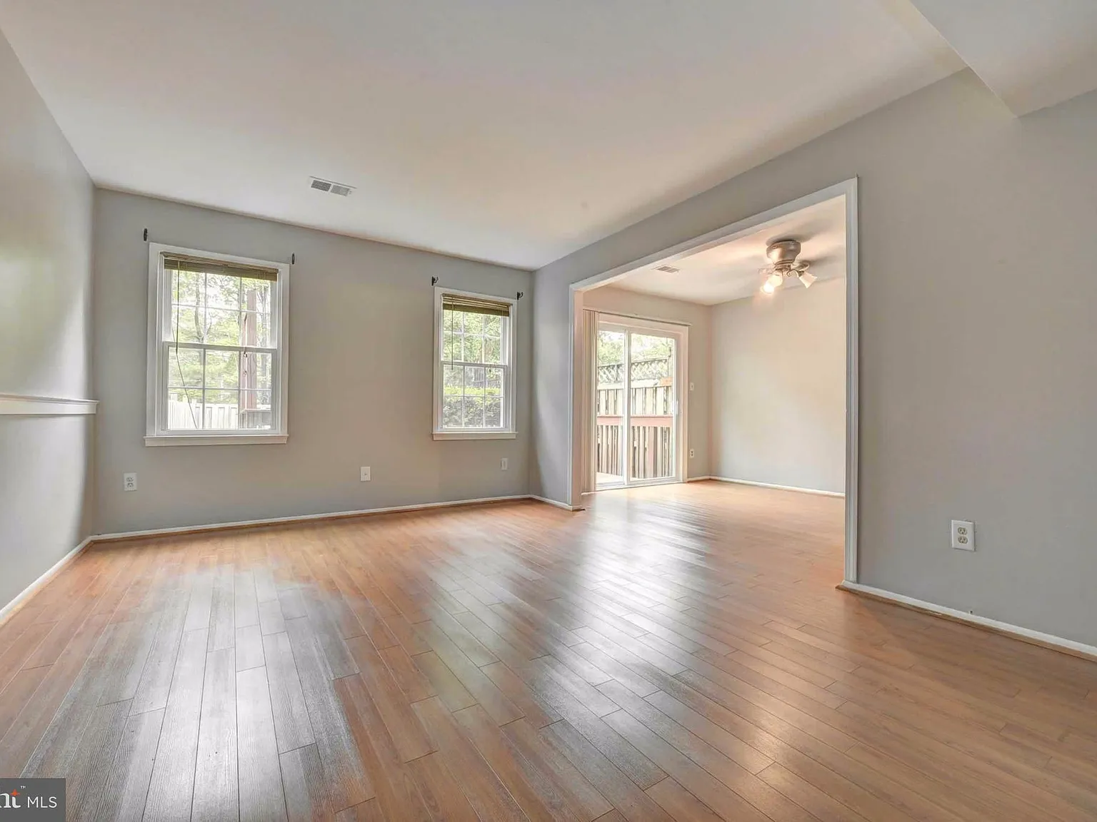 3 bed, 2.5 bath, 1846 sqft, $3,200 — Photo 3