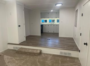 427 Calef Hwy #425, Epping, NH 03042