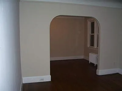 847 Beaconsfield Ave #2 — Photo 7
