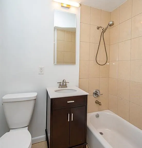 1133 Midland Ave #3H — Photo 9