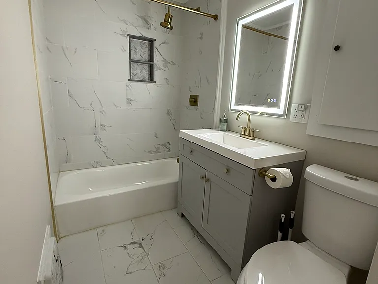 108 Curtiss St — Photo 11