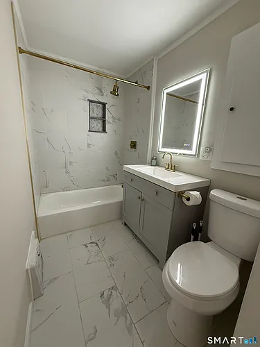 108 Curtiss St Photo 1