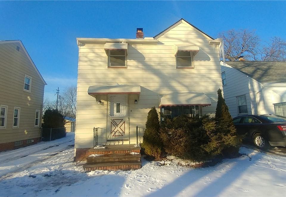 1st image of 12705 Thraves Ave