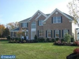 3 Legends Ln, Mantua, NJ 08051