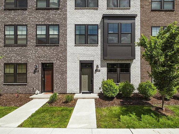 2nd image of 850 Mount Curve Blvd Unit H