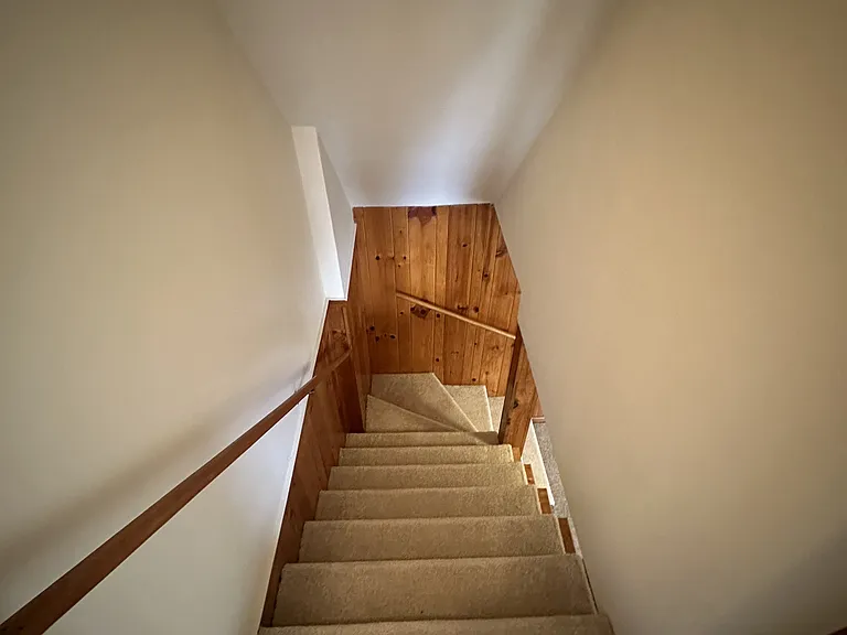 141 Dublin Ct — Photo 11